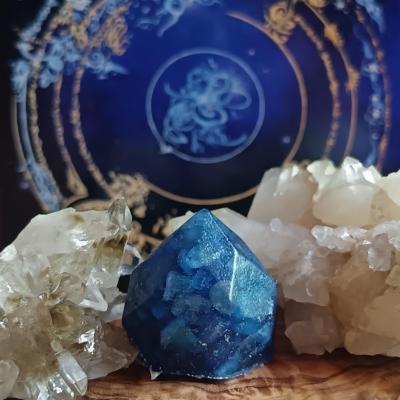 Z6 kyanite